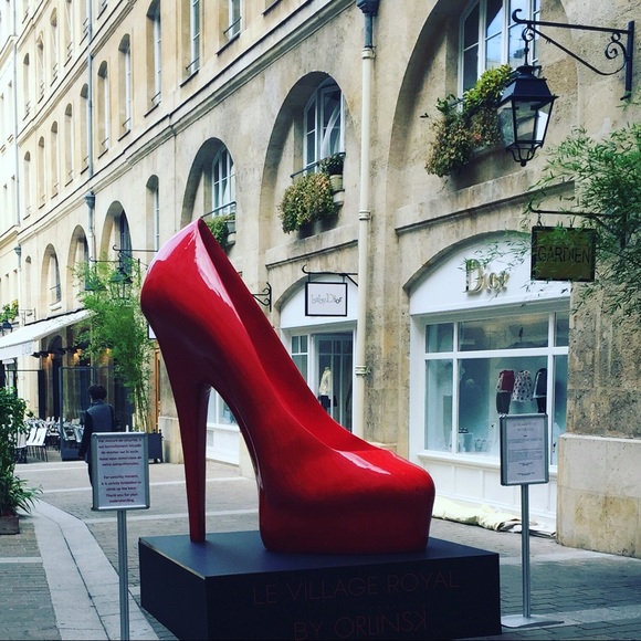 Meet your Posher, Susan - Picture 3 of 7